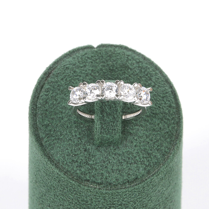 Özel Tasarım Badem Tırnak Beyaz Beştaş Yüzük (14 Ayar Altın) - SAÇAK KUYUMCULUK